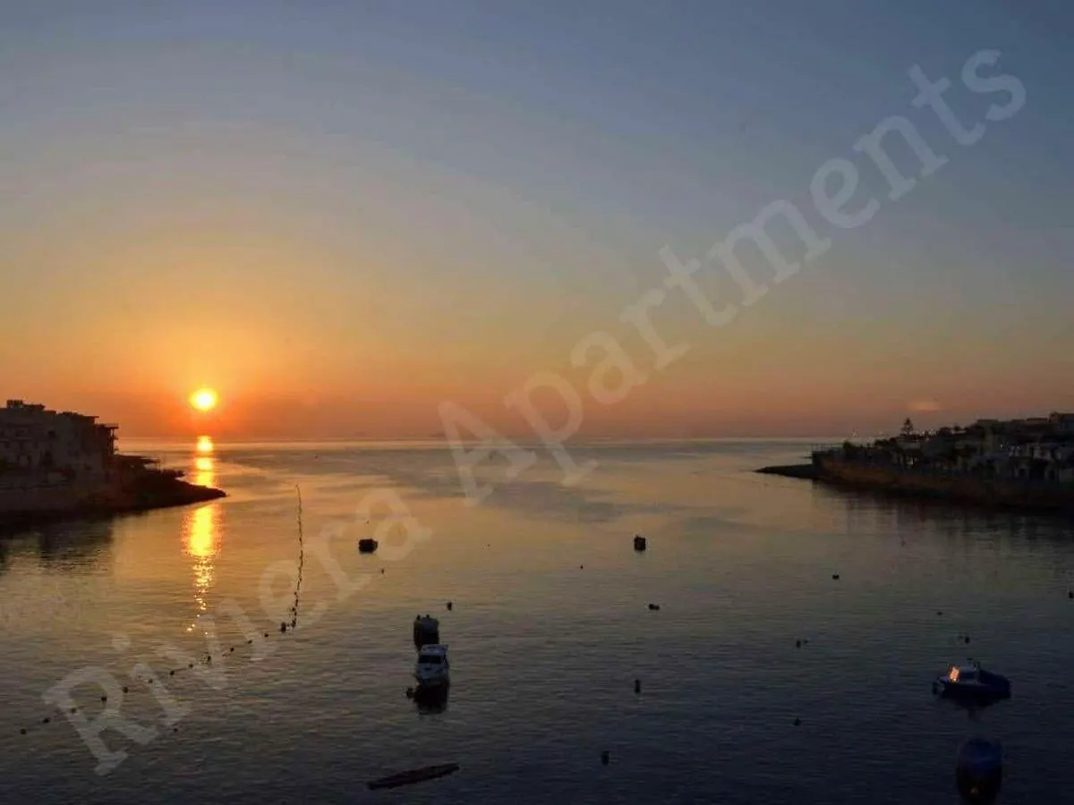 Riviera Holiday Apartments - Seafront - Wifi Marsaskala
